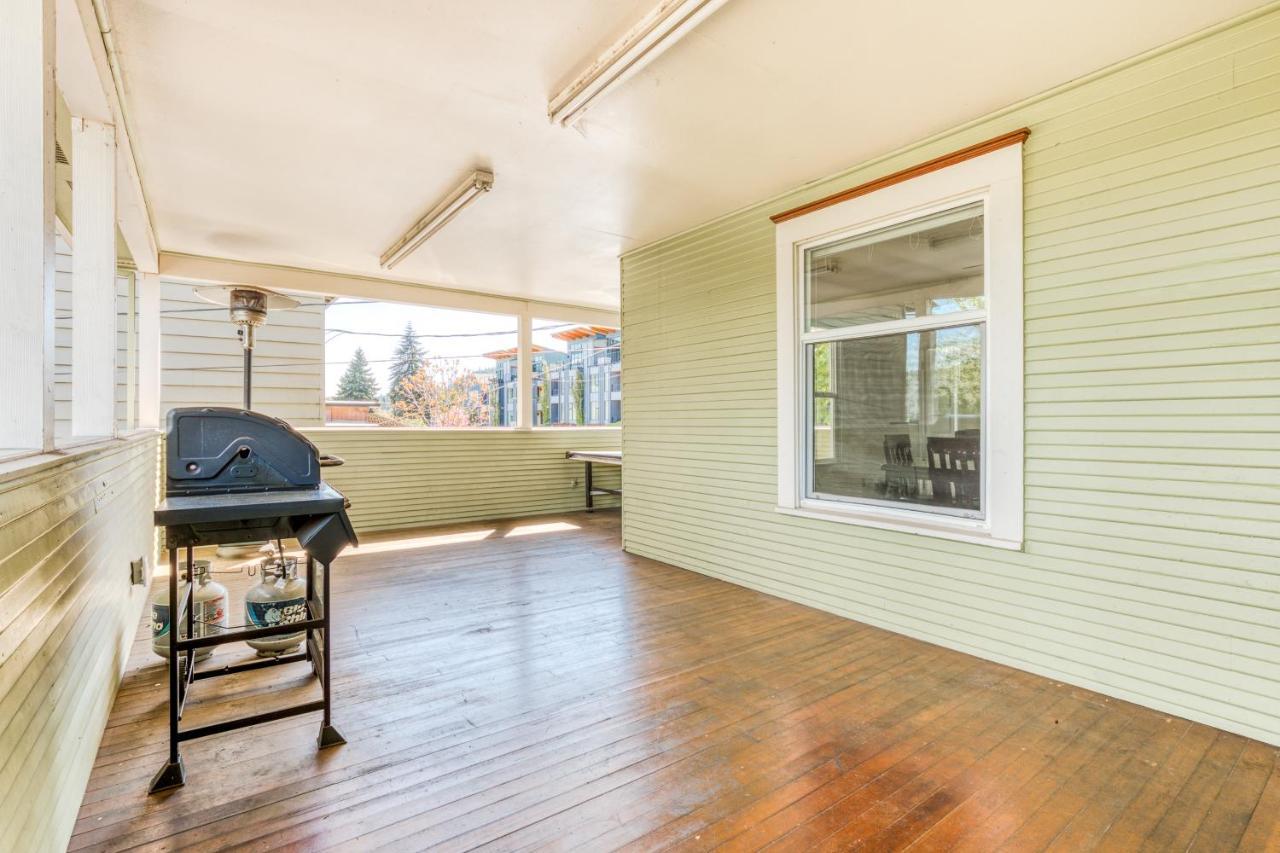 Azusa House Hood River Exterior photo