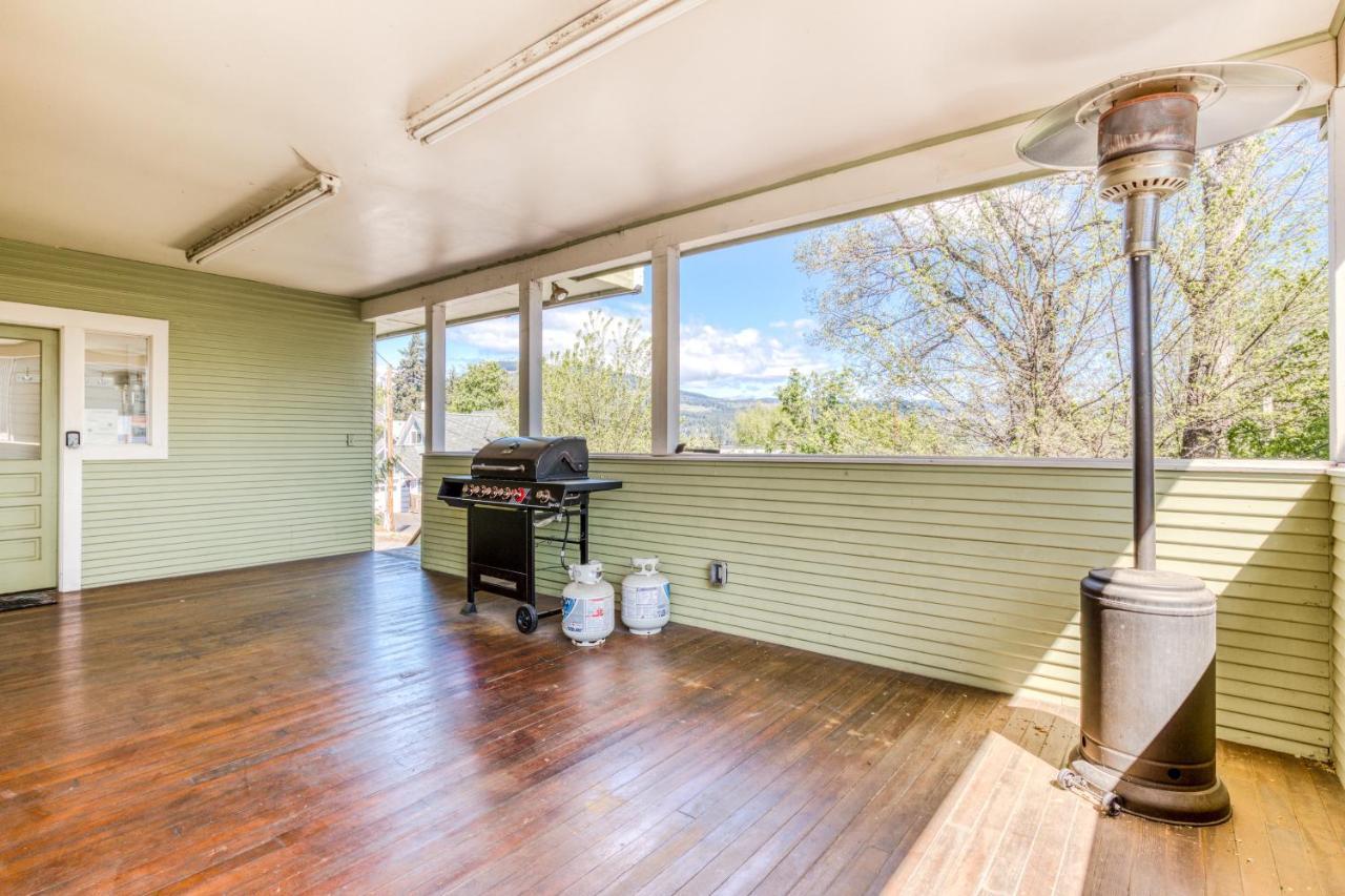 Azusa House Hood River Exterior photo